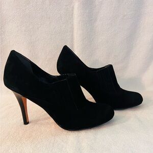 Cole Haan Black Ankle Boots size 8 with 4” heels